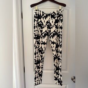 Black and White Abstract Print Pants